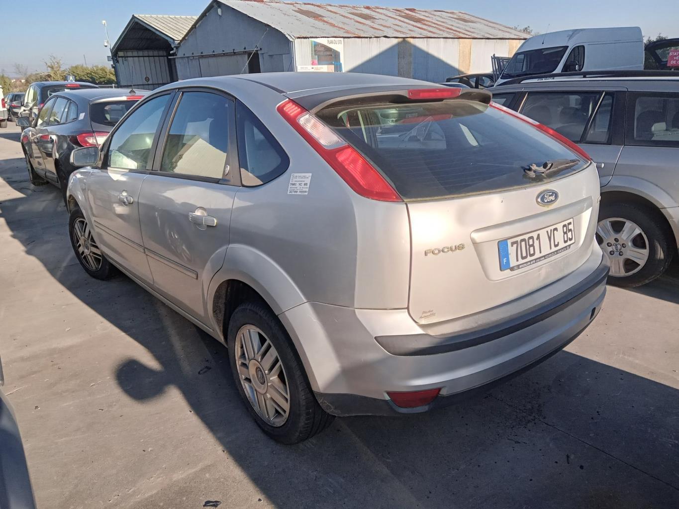 Puerta trasera izquierda FORD FOCUS 2 PHASE 1 Diésel - 1