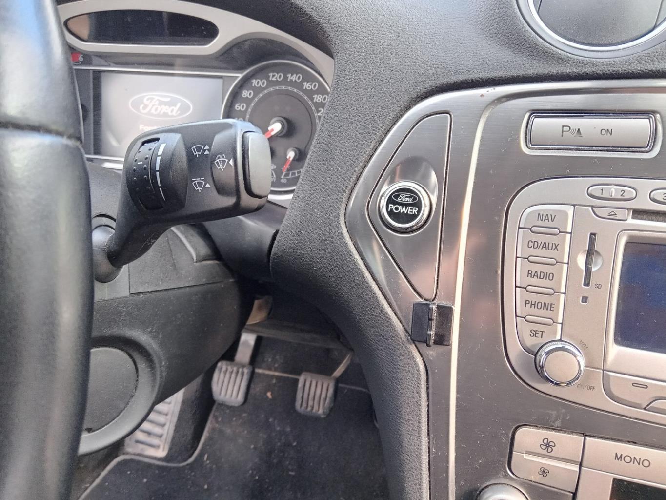 Devio tergicristalli FORD MONDEO 3 PHASE 1 BREAK Diésel - 1