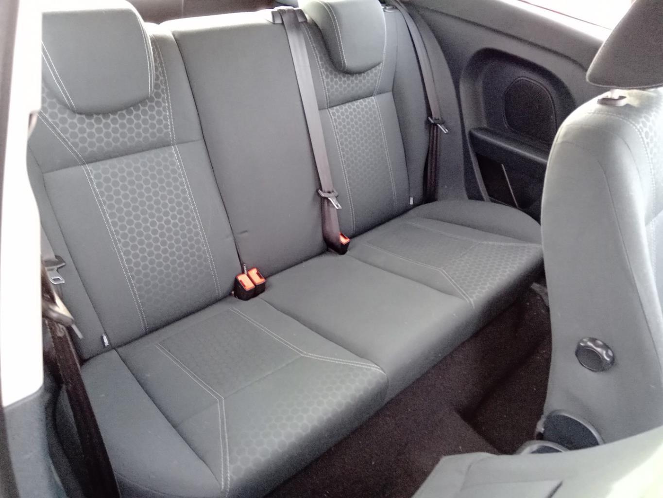 Aggancio cintura sicurezza posteriore sinistro FORD FIESTA 6 PHASE 1 Diésel - 1