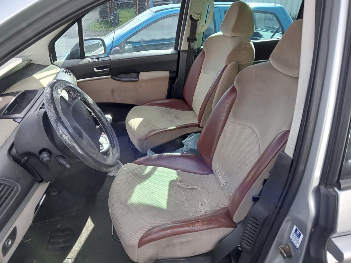 Aggancio cintura sicurezza anteriore destro PEUGEOT 807 Diésel - 1