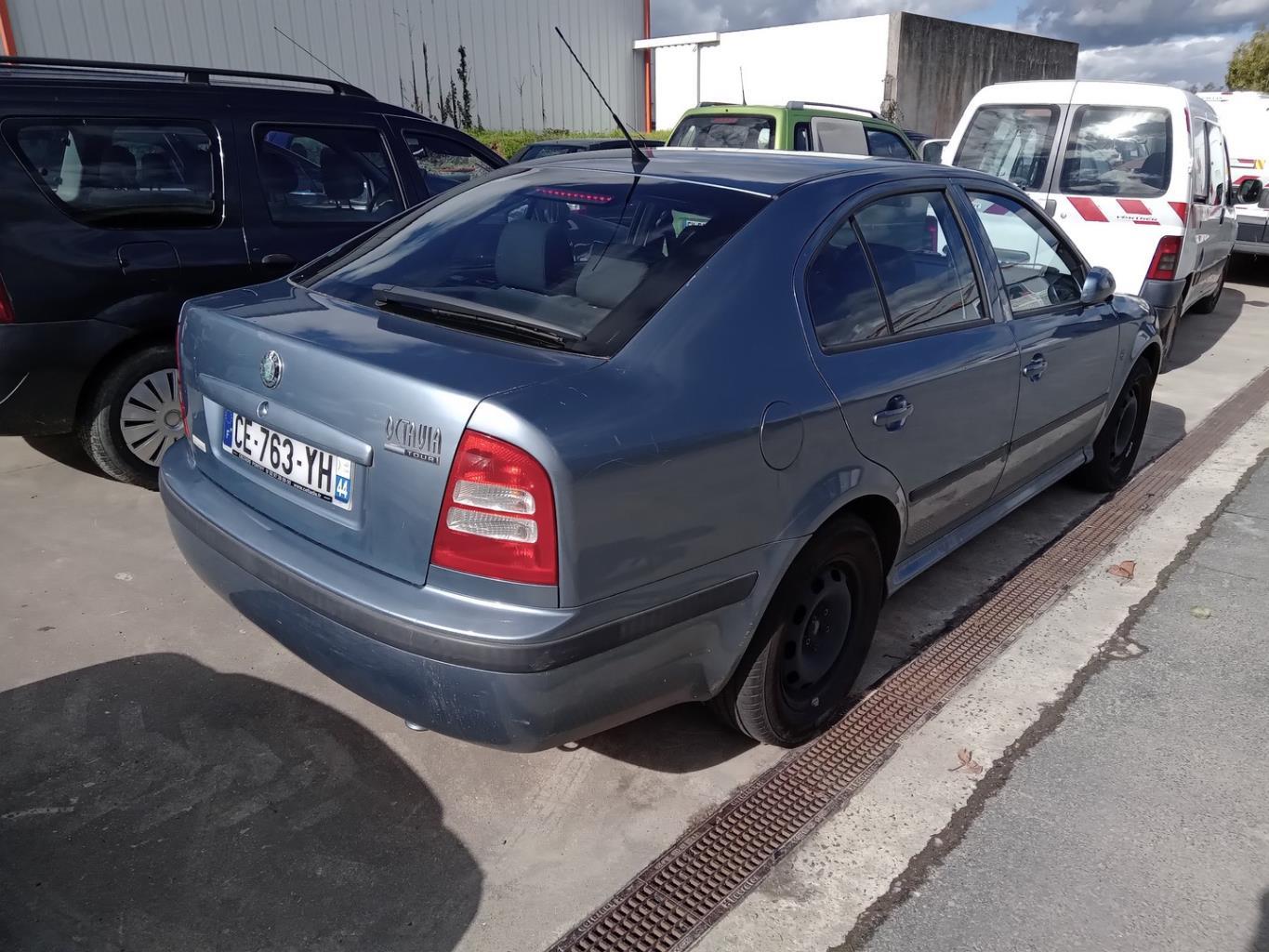 Fanale posteriore principale destro (luci) SKODA OCTAVIA 1 PHASE 2 Diésel - 1