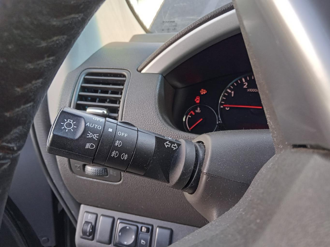 Commodo phare NISSAN PATHFINDER 2 PHASE 2 Diesel - 1