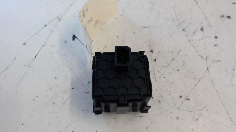 Commande de reglage hauteur de phare RENAULT CLIO 4 PHASE 1 Diesel - 1