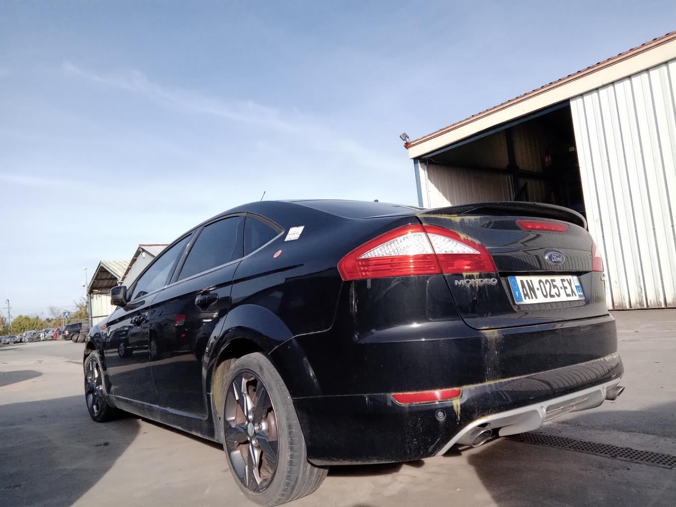 Maniglia portiera posteriore sinistra FORD MONDEO 3 PHASE 1 Diésel - 1
