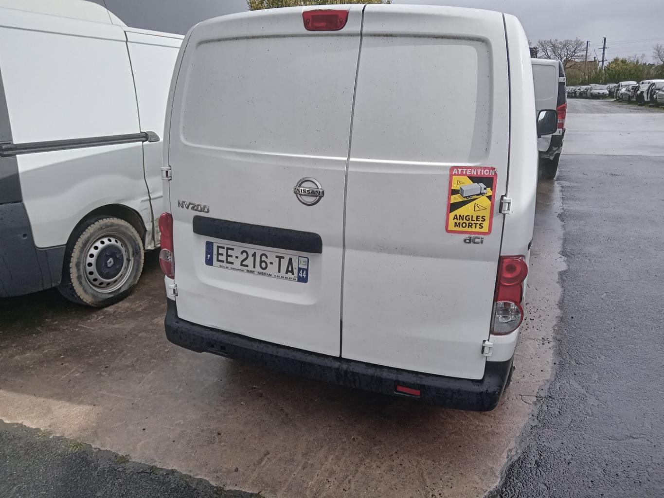 Maniglia porta bagagliaio sinistra NISSAN NV200 Diésel - 1
