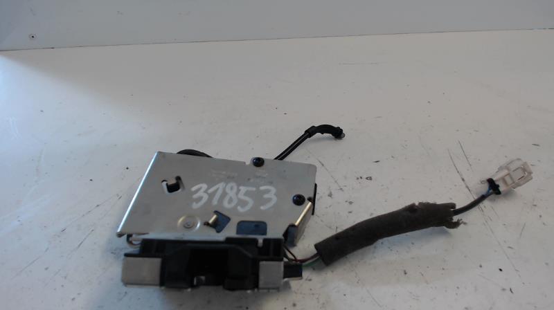 Serrure de coffre FORD MONDEO 2 Diesel - 1