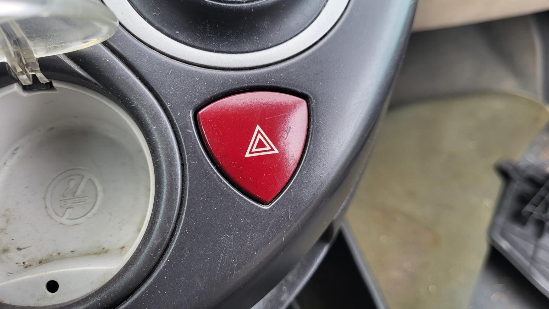 Bouton de warning PEUGEOT 807 Diesel - 1