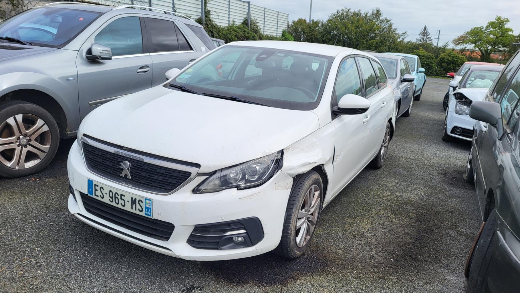 Vetro anteriore sinistro PEUGEOT 308 2 SW PHASE 2 BREAK Diésel - 1