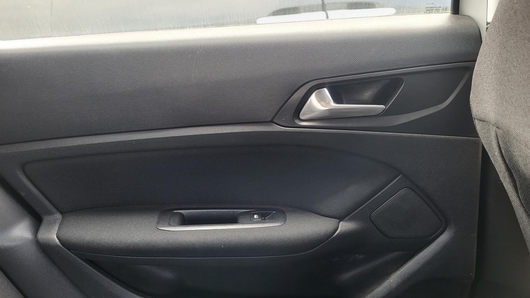 Maniglia interna posteriore sinistra PEUGEOT 308 2 SW PHASE 2 BREAK Diésel - 1
