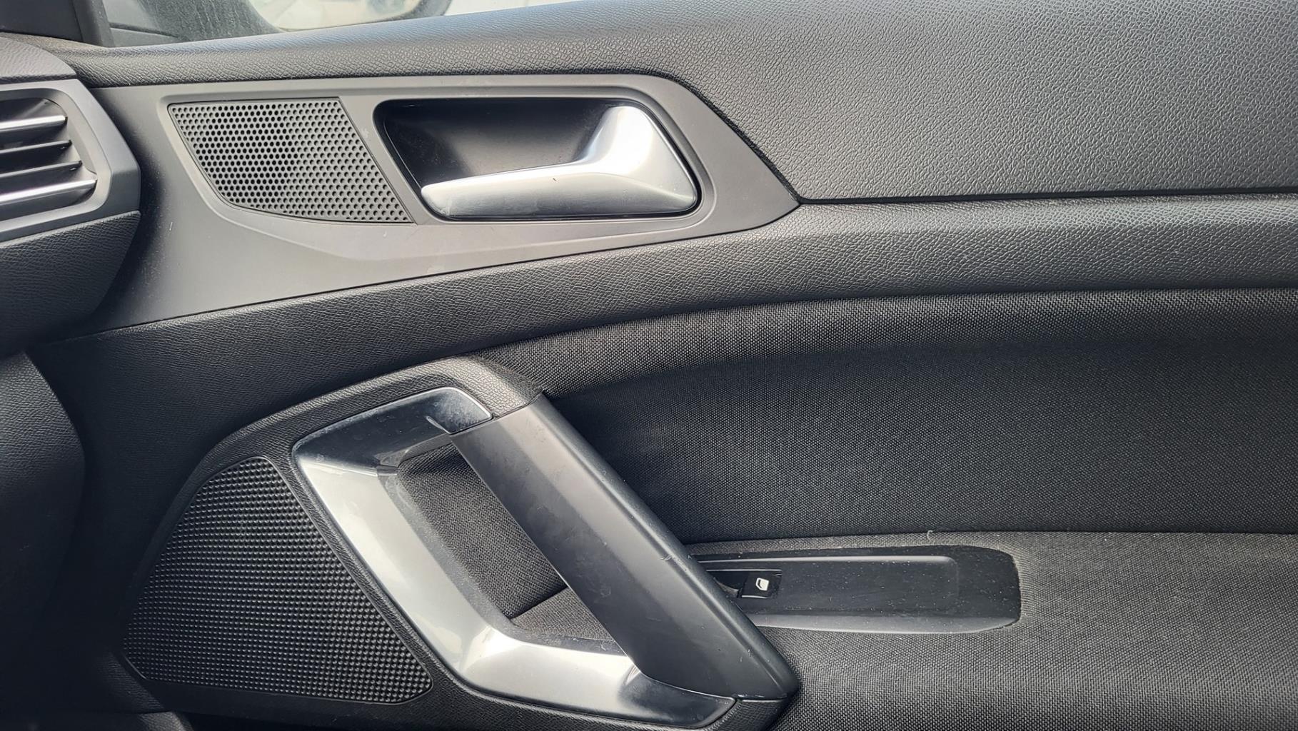 Interruttore lavacristalli anteriore destro PEUGEOT 308 2 SW PHASE 2 BREAK Diésel - 1