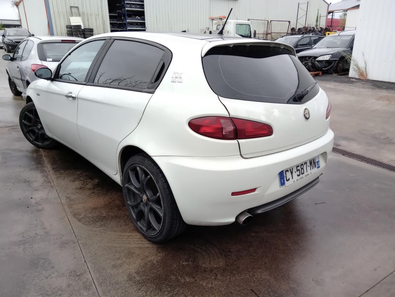 Gruppo ottico posteriore secondario sinistro (luci) ALFA ROMEO 147 PHASE 2 Diésel - 1