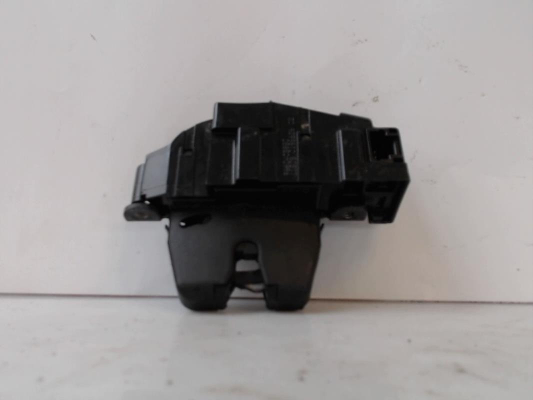 Serrure de coffre DACIA SANDERO 1 Diesel - 1