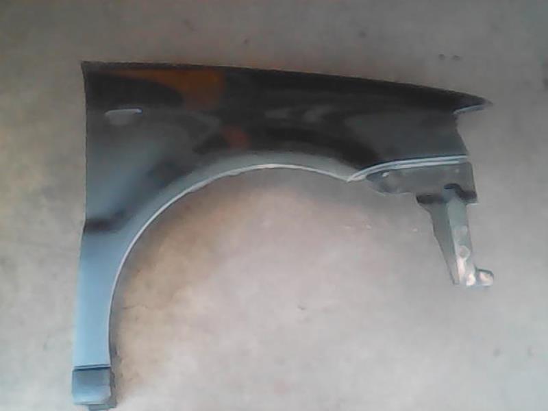Parafango anteriore destro VOLKSWAGEN POLO 3  - 1