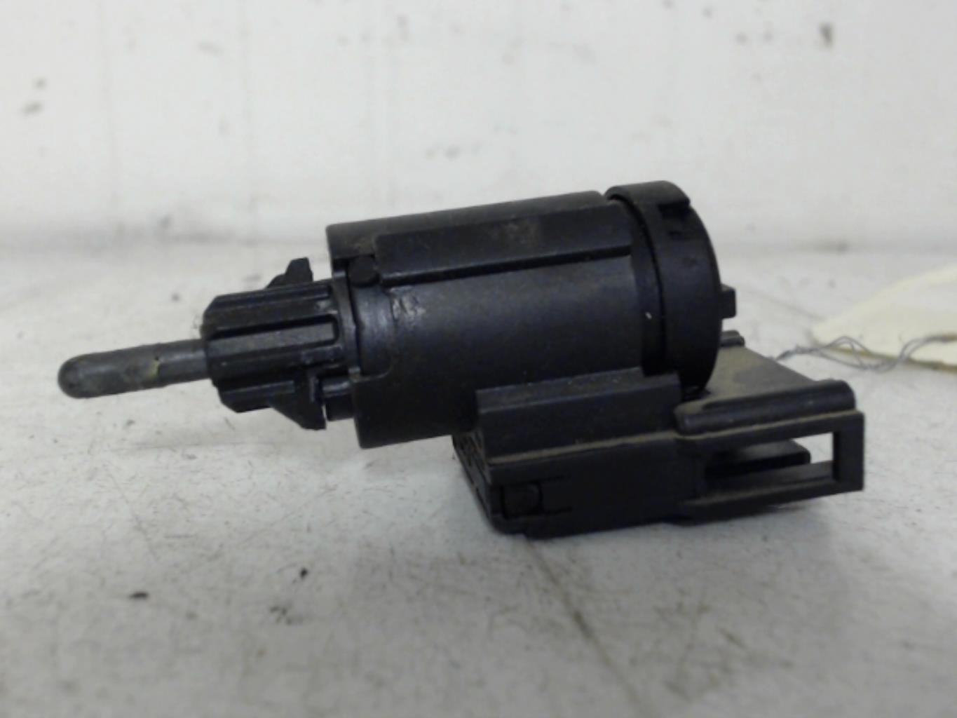 Contattore luce stop VOLKSWAGEN TOURAN 1 PHASE 1 Diésel - 1