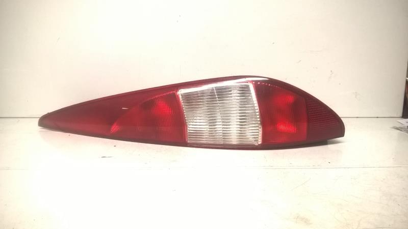 Fanale posteriore principale destro (luci) FORD MONDEO 2 BREAK Diésel - 1