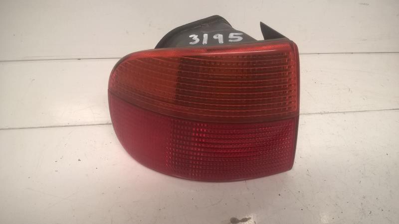 Fanale posteriore principale sinistro (luci) FIAT PUNTO 1 PHASE 2 CABRIOLET Gasolina - 1
