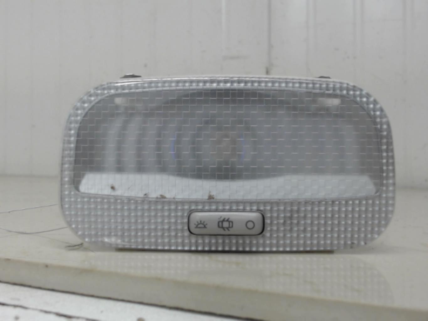 Luce di cortesia PEUGEOT 5008 1 PHASE 1 Diésel - 1