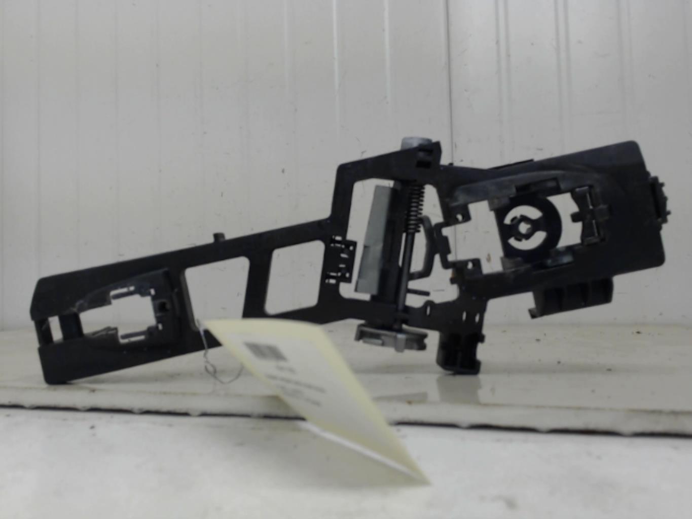 Supporto maniglia portiera anteriore destra FORD FIESTA 6 PHASE 1 Diésel - 1