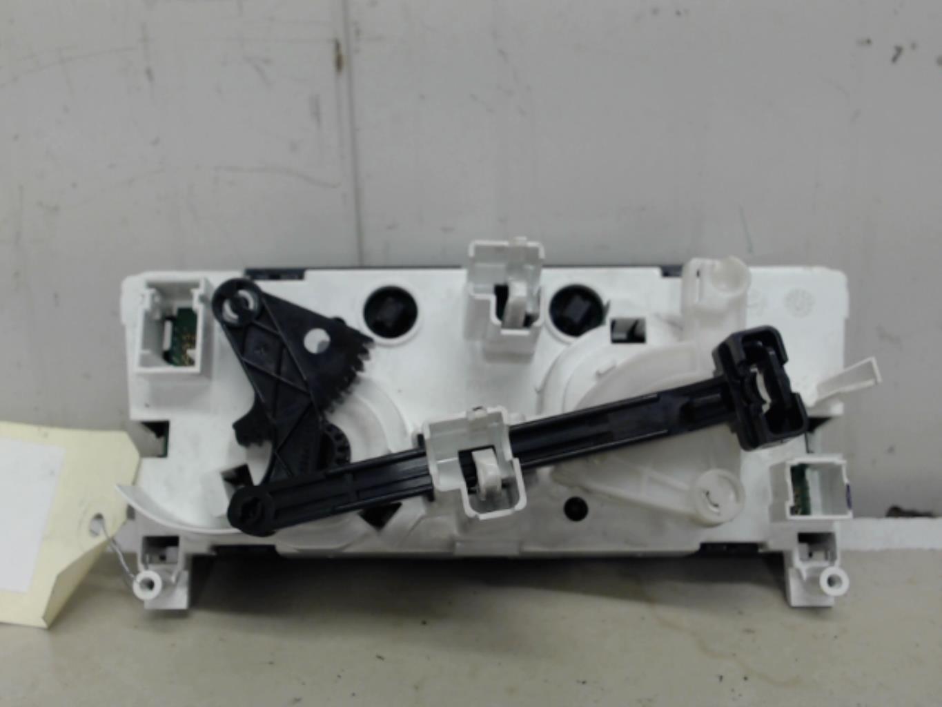 Commande chauffage PEUGEOT 308 1 SW PHASE 2 BREAK Diesel - 1