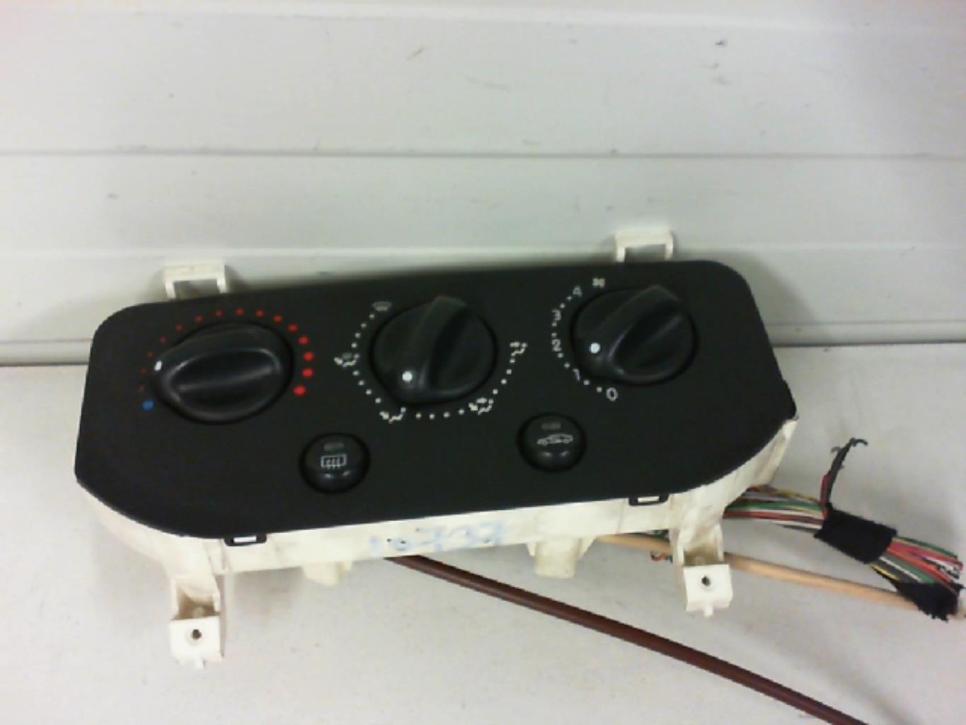 Commande chauffage RENAULT CLIO 2 PHASE 1 Diesel - 1