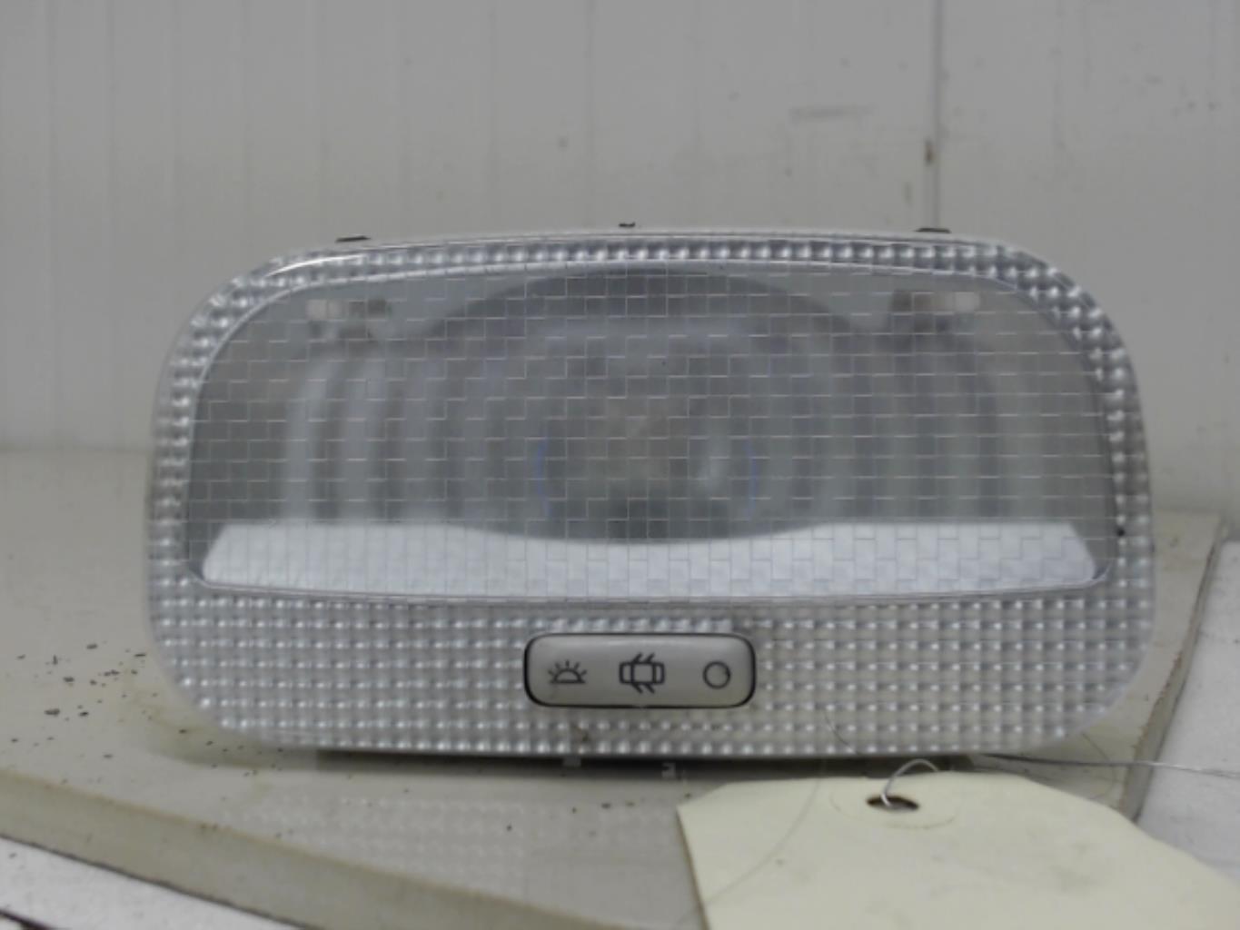 Luce di cortesia PEUGEOT 5008 1 PHASE 1 Diésel - 1