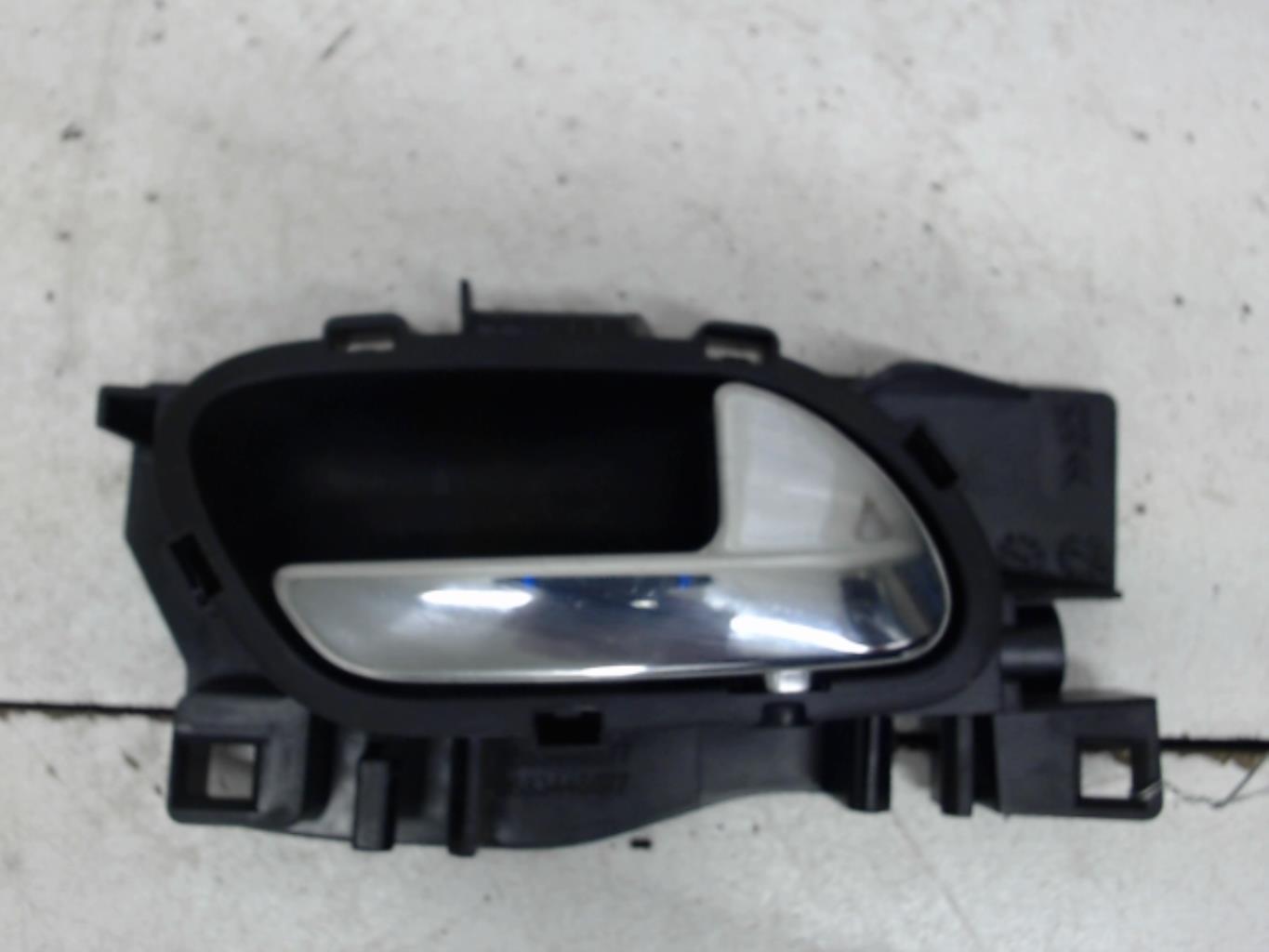 Maniglia interna posteriore destra PEUGEOT 3008 1 PHASE 1 Diésel - 1