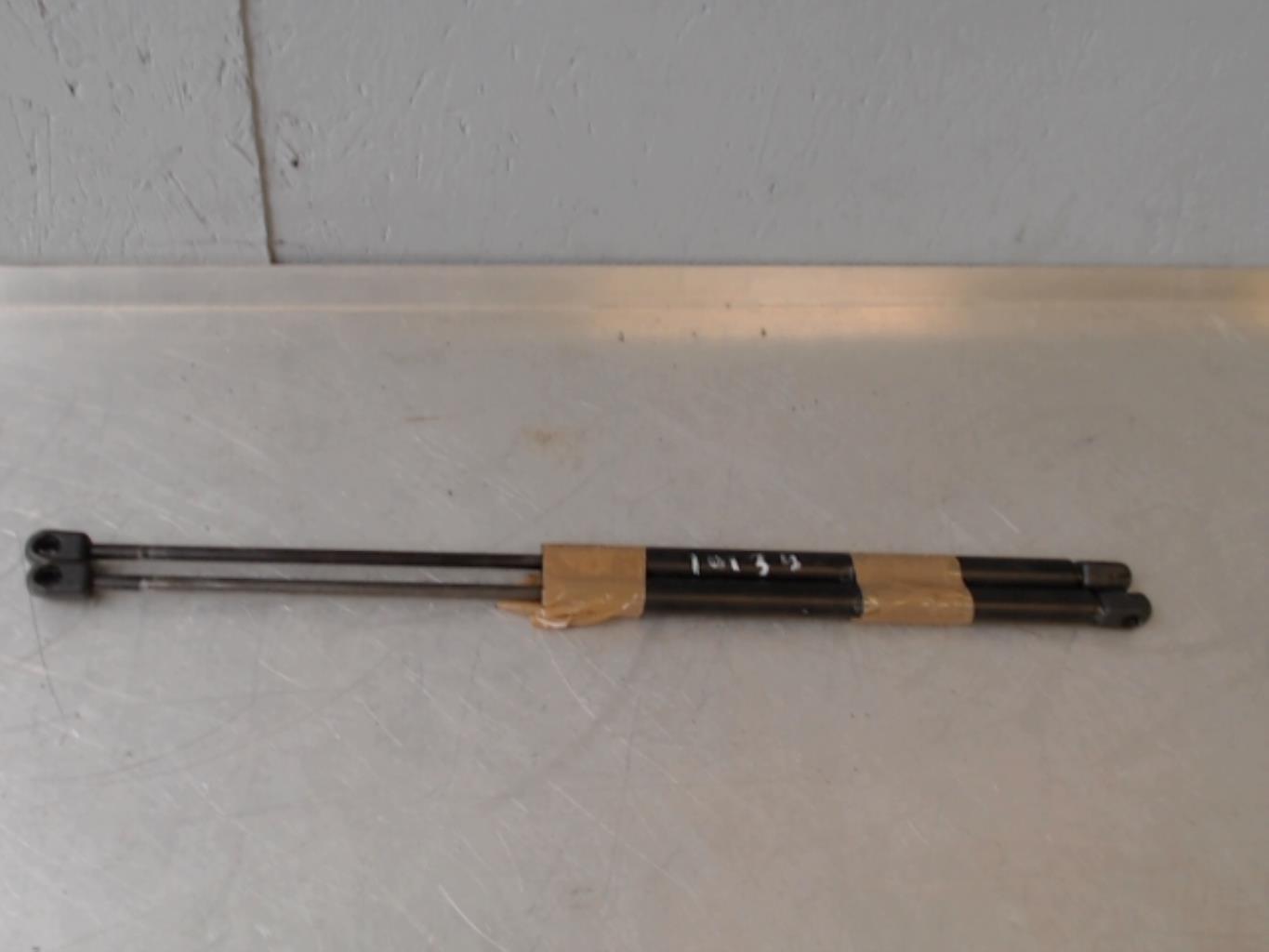 Verin de coffre MERCEDES CLASSE A 168 PHASE 1 Diesel - 1