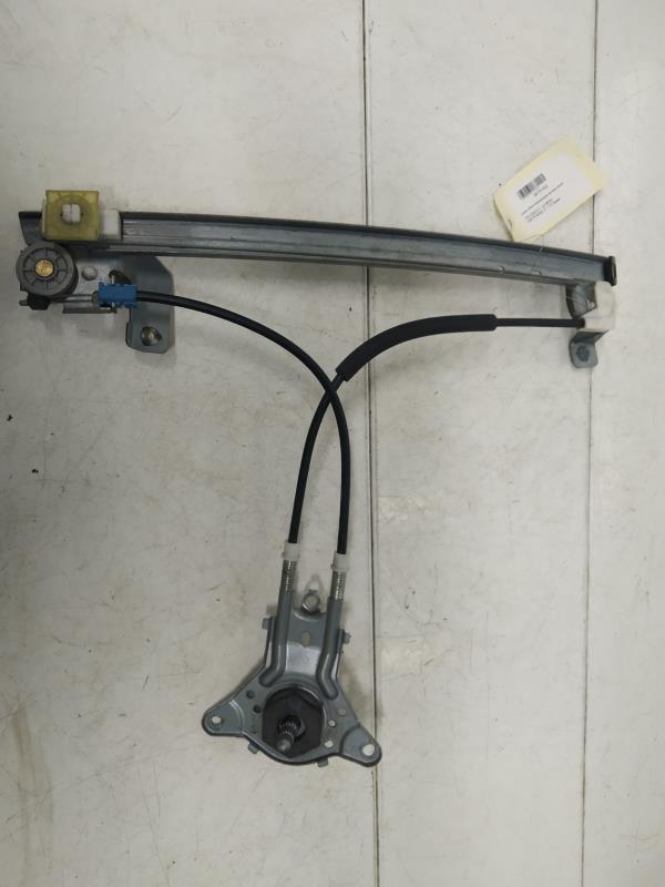 Alzacristalli manuale posteriore destro PEUGEOT 106 PHASE 2 Diésel - 1
