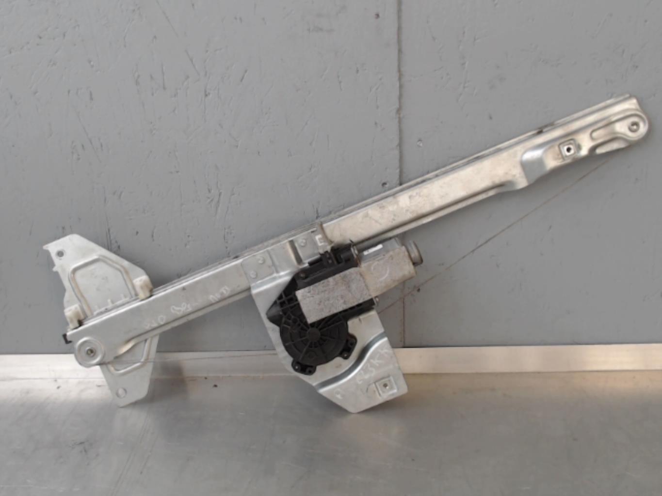 Alzacristalli elettrico anteriore destro PEUGEOT PARTNER 2 PHASE 1 Diésel - 1