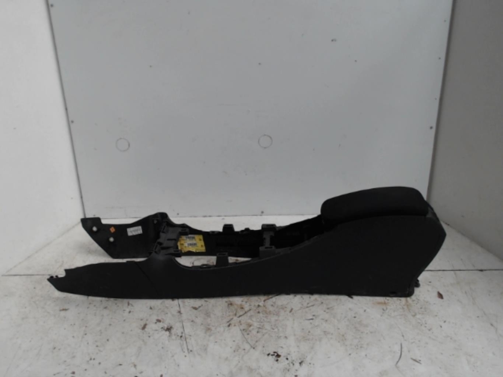 Console central (interieur plastique) RENAULT LAGUNA 3 PHASE 1 Diesel - 1