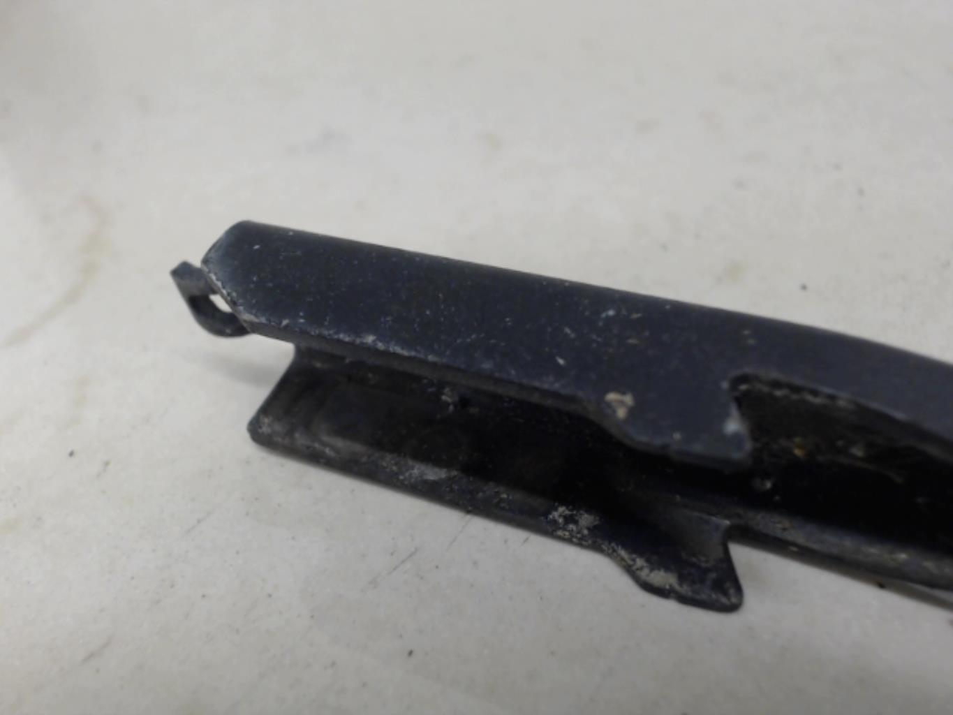 Braccio tergicristallo anteriore sinistro VOLKSWAGEN CRAFTER 1 PHASE 1 Diésel - 1