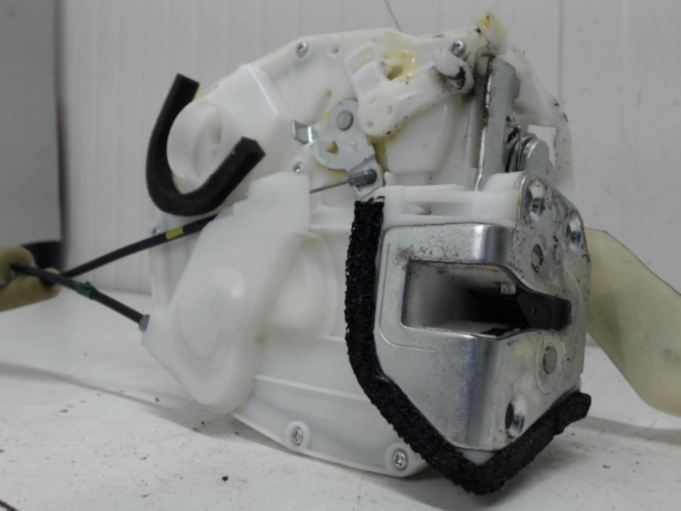 Serratura posteriore sinistra SUZUKI SWIFT 3 Gasolina - 1