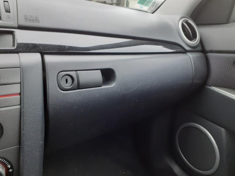 Boite a gants MAZDA 3 1 PHASE 2 Diesel - 1