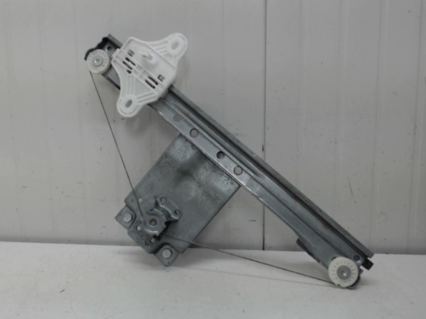 Alzacristalli manuale posteriore destro RENAULT CLIO 4 PHASE 2 Diésel - 1