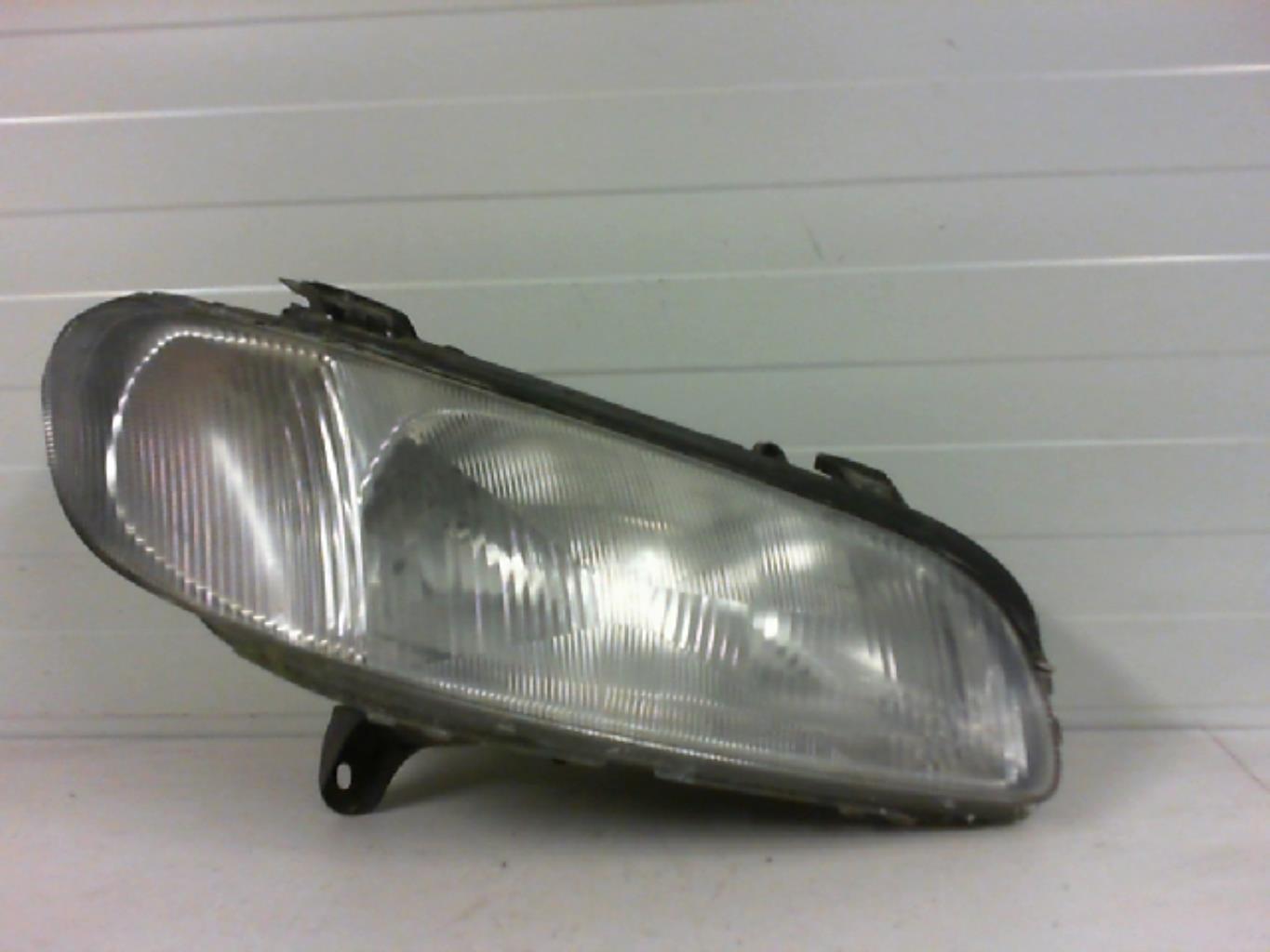 Gruppo ottico anteriore principale destro (luci)(faro) OPEL OMEGA A  - 1