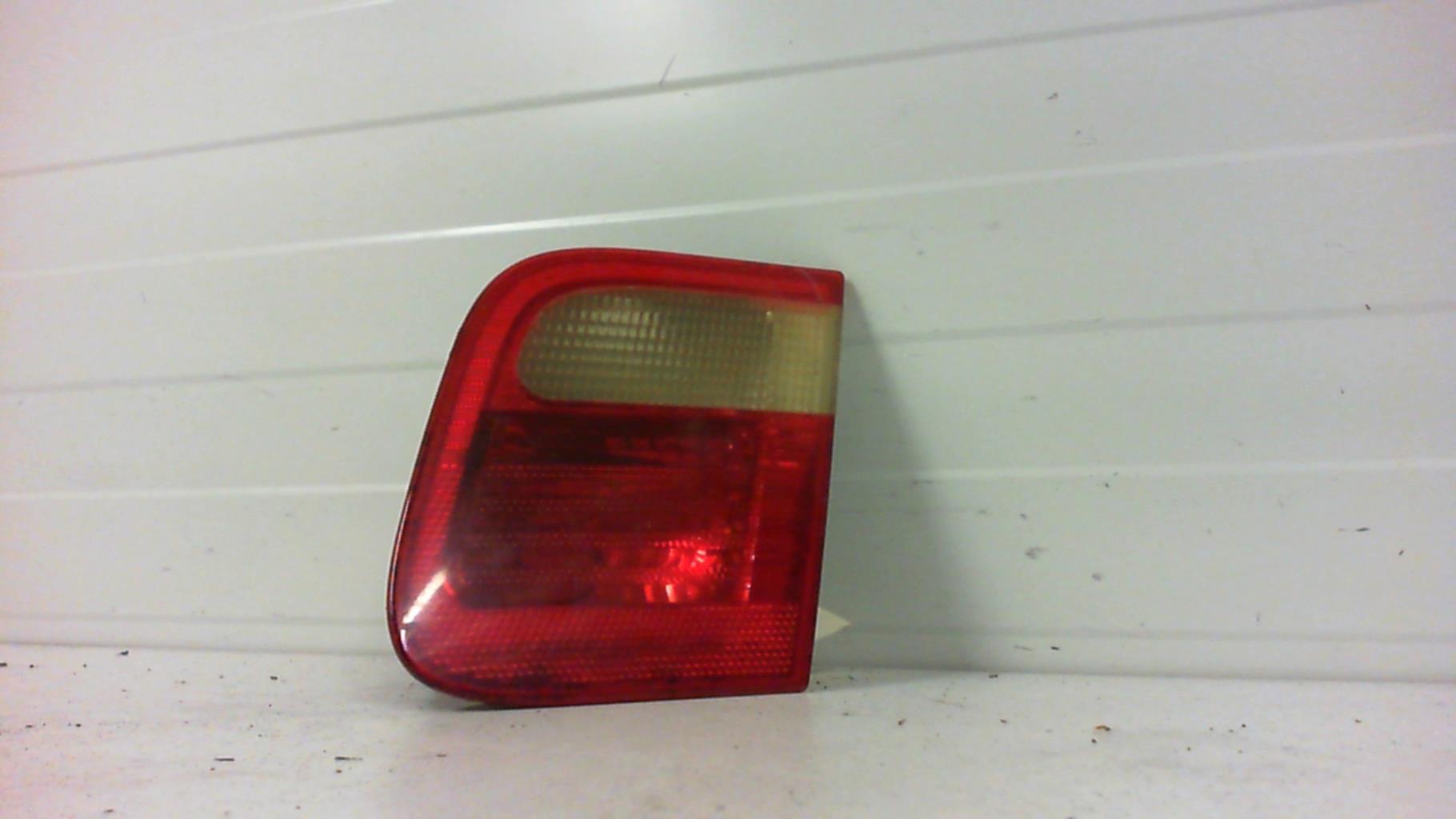 Feu arriere secondaire droit (feux) BMW SERIE 3 E46 PHASE 1  - 1