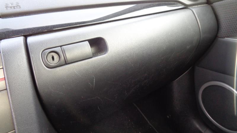 Boite a gants MAZDA 3 1 PHASE 2 Diesel - 1