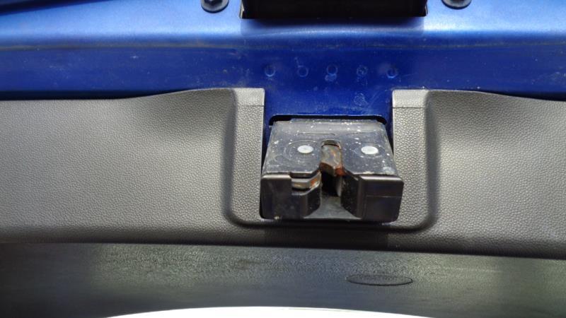 Serrure de coffre MAZDA 3 1 PHASE 2 Diesel - 1