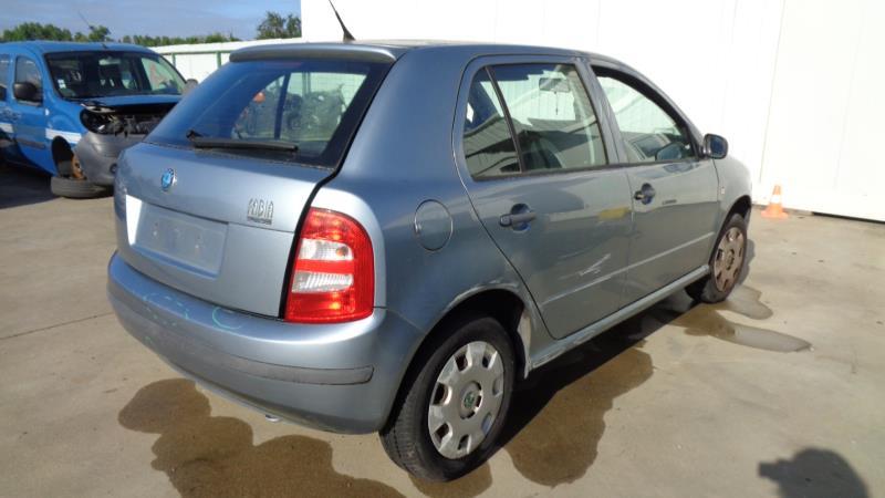 Trappe d'essence SKODA FABIA 1 PHASE 1 Essence - 1