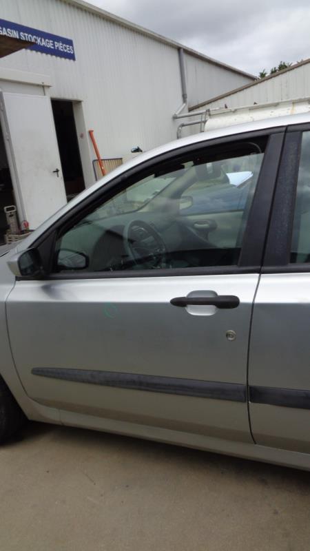 Portiera anteriore sinistra FIAT STILO Diésel - 1