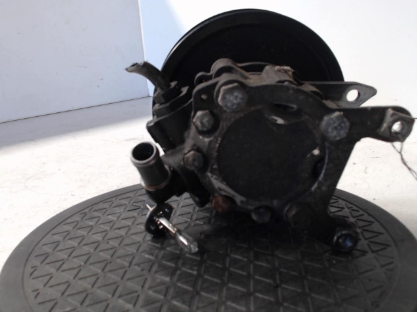 Pompe de direction BMW SERIE 3 E46 PHASE 1 Essence - 1