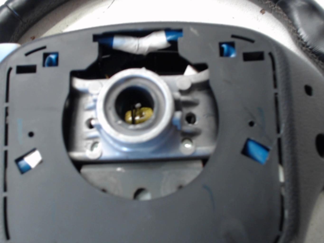 Volant HYUNDAI I 30 2 PHASE 1 BREAK Diesel - 1