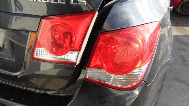 Gruppo ottico posteriore secondario destro (luci) CHEVROLET CRUZE PHASE 1 Gasolina - 1