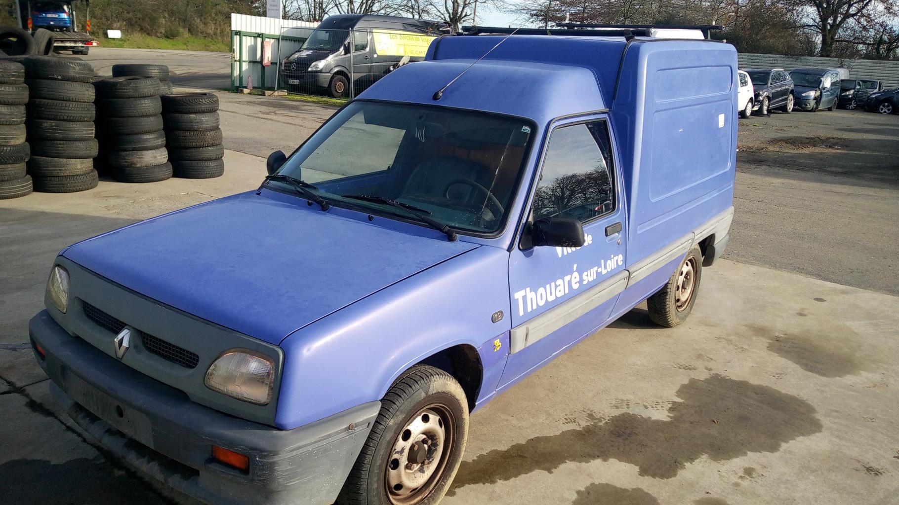 Traverse superieure RENAULT EXPRESS PHASE 2 Essence - 1