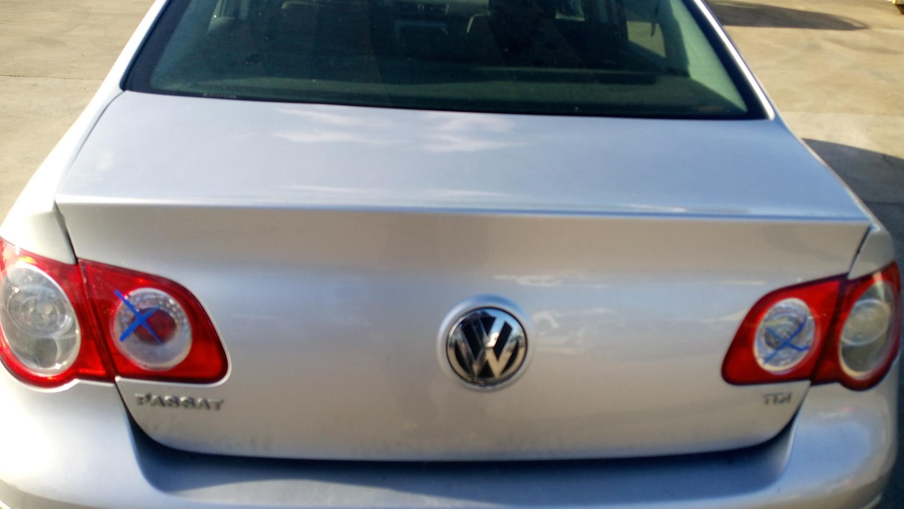 Portabagagli/Portellone posteriore VOLKSWAGEN PASSAT 5 Diésel - 1