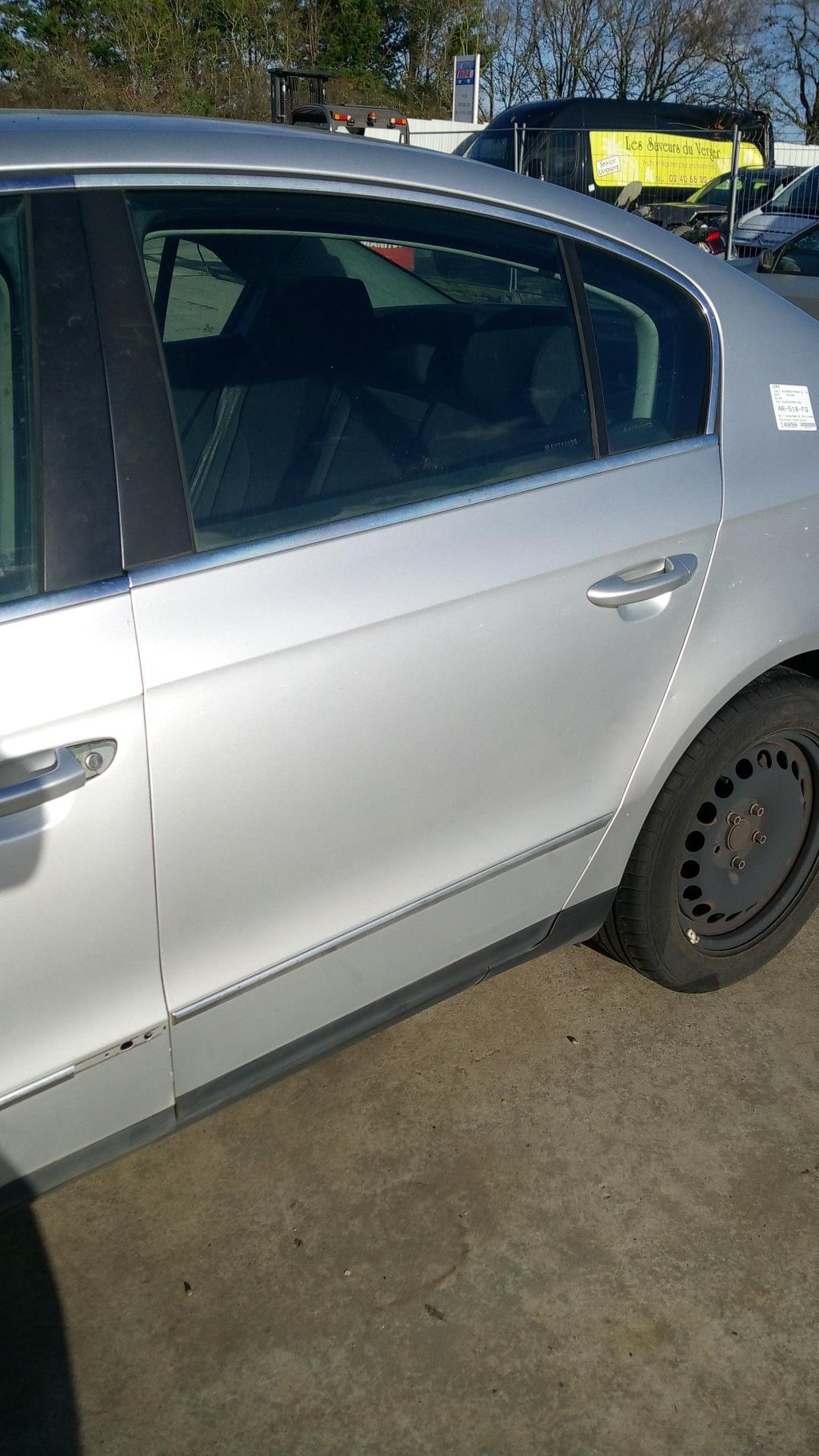 Serratura posteriore sinistra VOLKSWAGEN PASSAT 5 Diésel - 1