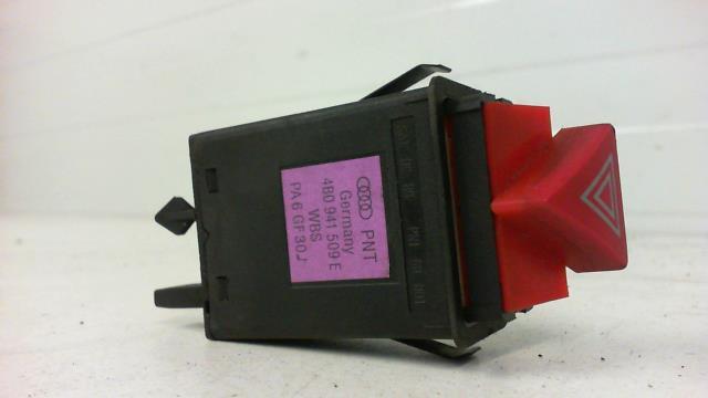 Bouton de warning AUDI A6 2 PHASE 1 Essence - 1