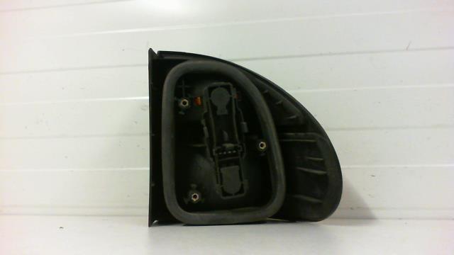 Fanale posteriore principale sinistro (luci) RENAULT LAGUNA 1 PHASE 1 Diésel - 1