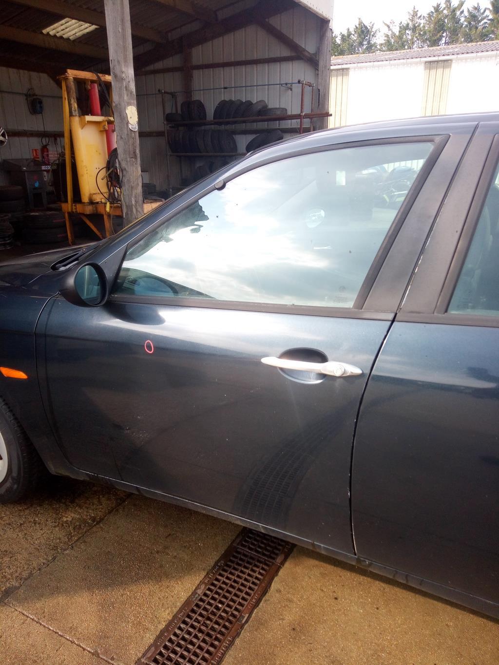 Maniglia portiera anteriore sinistra ALFA ROMEO 156 PHASE 1 BREAK Diésel - 1