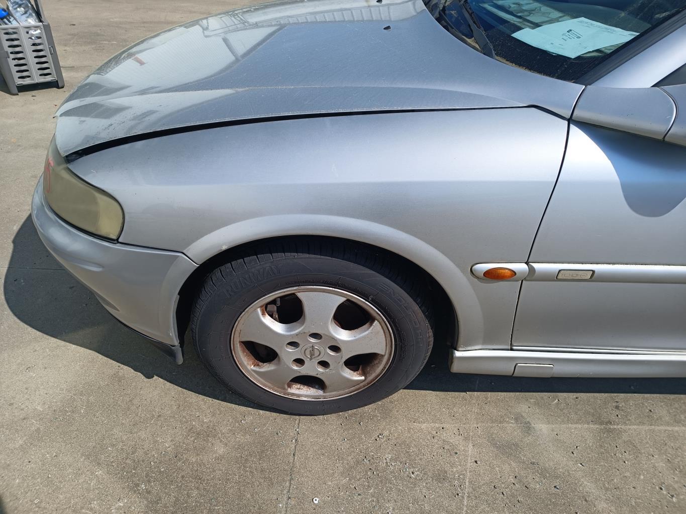 Parafango anteriore sinistro OPEL VECTRA B PHASE 2 Diésel - 1